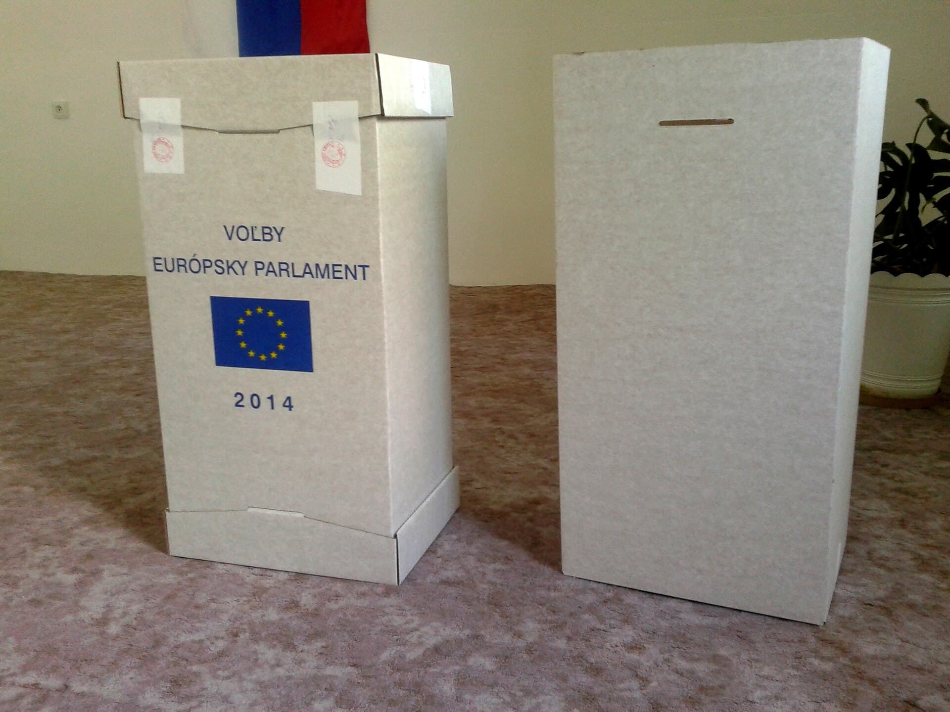 Volebná urna z eurovolieb v roku 2014.